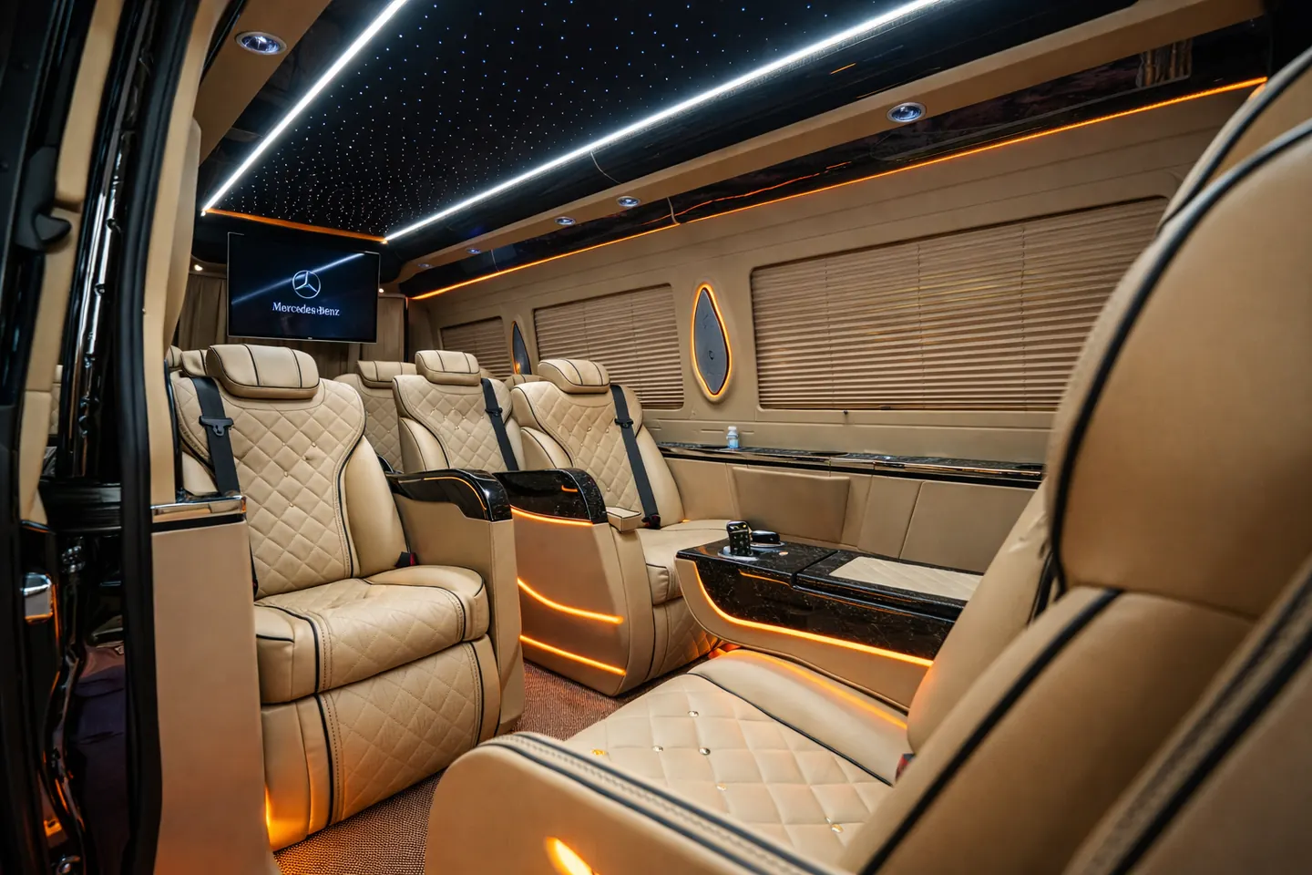 Mercedes Sprinter VIP iç kabin alanı